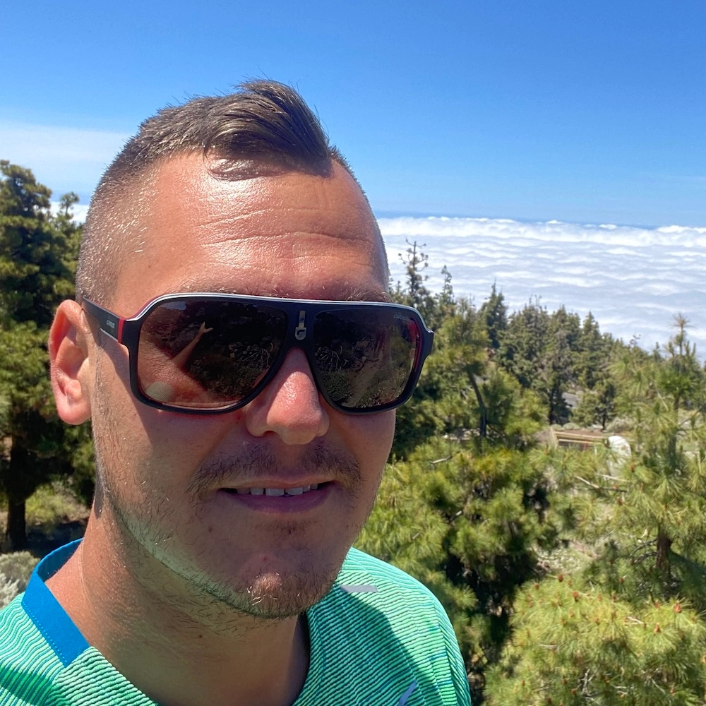 Velemeny_Hagyo_Tamas